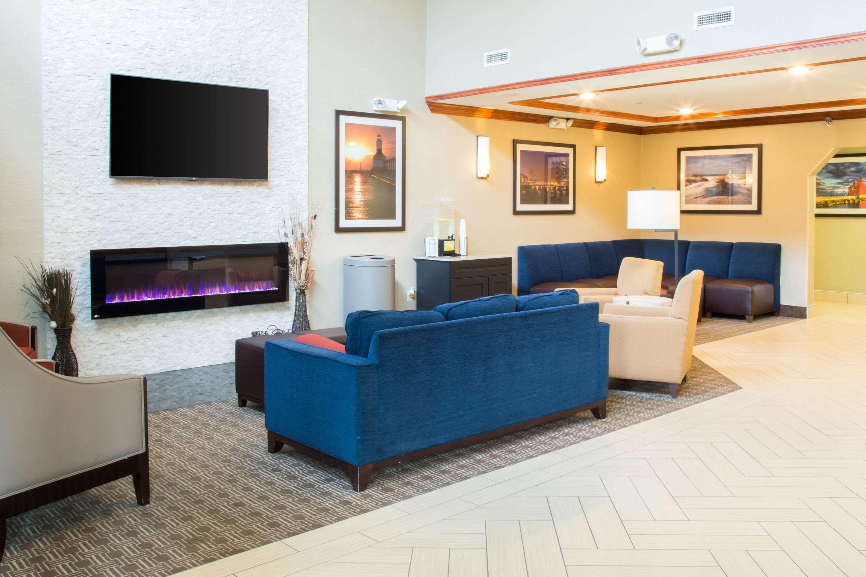 Comfort Suites Grand Rapids South Kentwood Extérieur photo